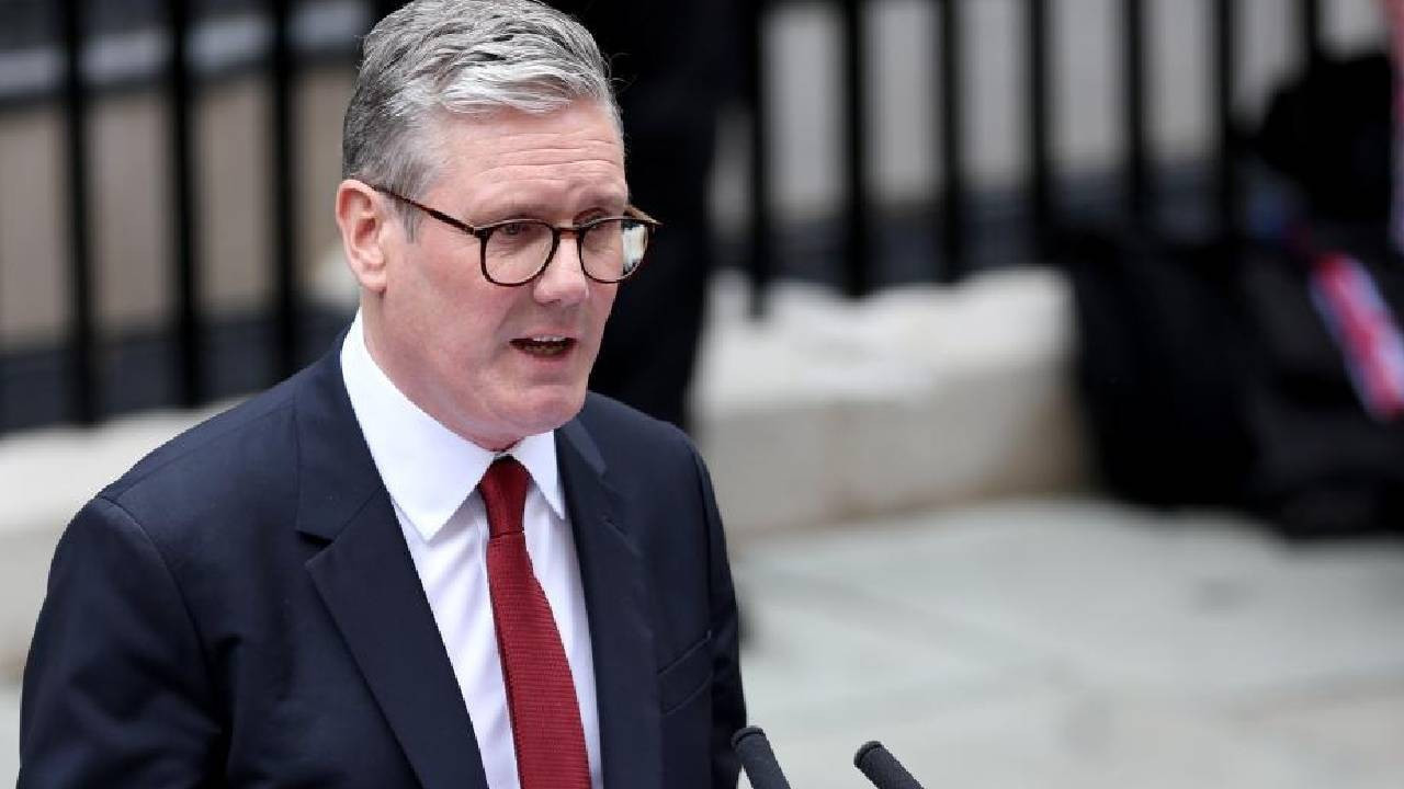 İngiltere, ABD'ye İngiliz üslerini kullanma izni verdiğini açıkladı