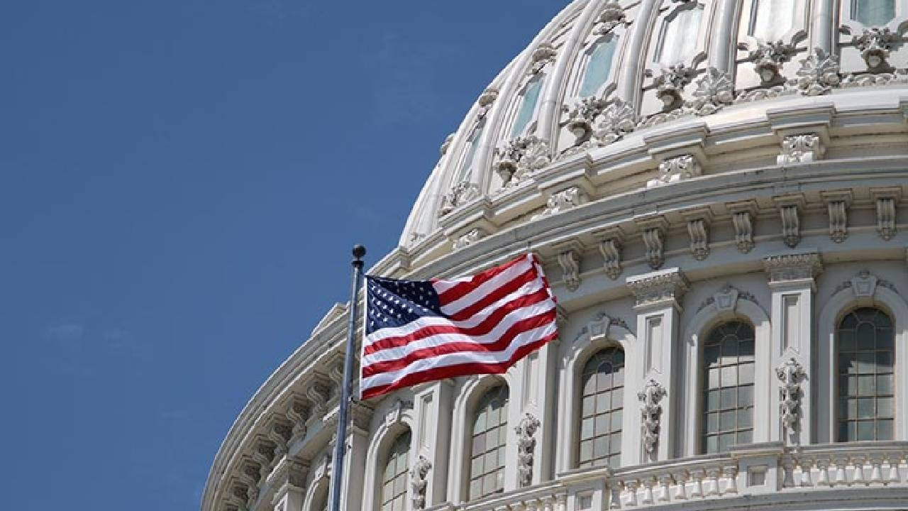 ABD Senatosu, Trump'ın İran'a yönelik saldırıları konusunda 'savaş yetkileri' tasarısını reddetti