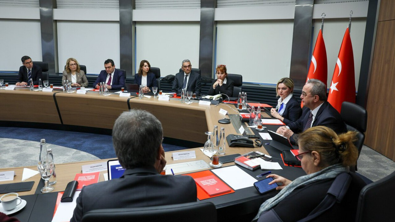 CHP Ekonomi Eşgüdüm Konseyi savaş gündemiyle toplandı: KOBİ’lere kredi garanti desteği çağrısı