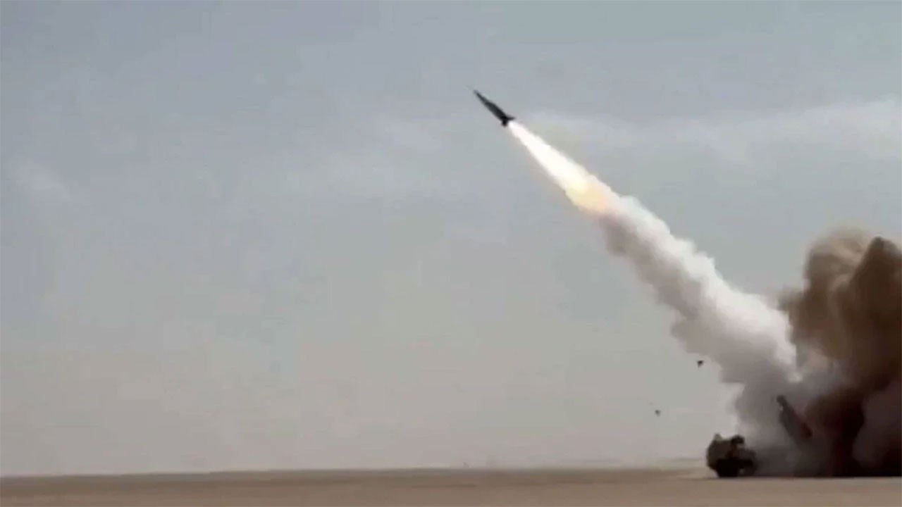 İran'dan ABD-İsrail hedeflerine yeni füze ve İHA saldırısı