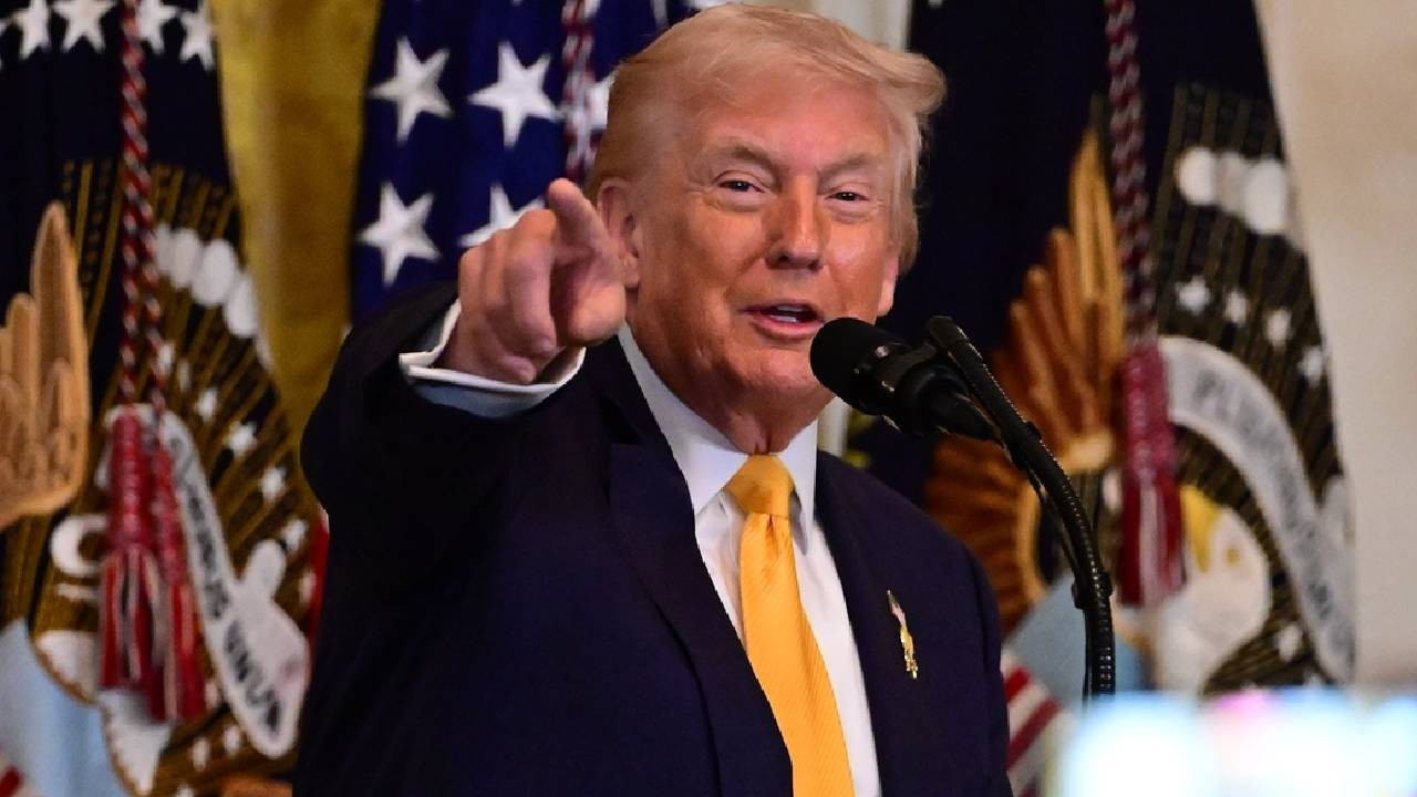 Trump: Küba çok yakında düşecek