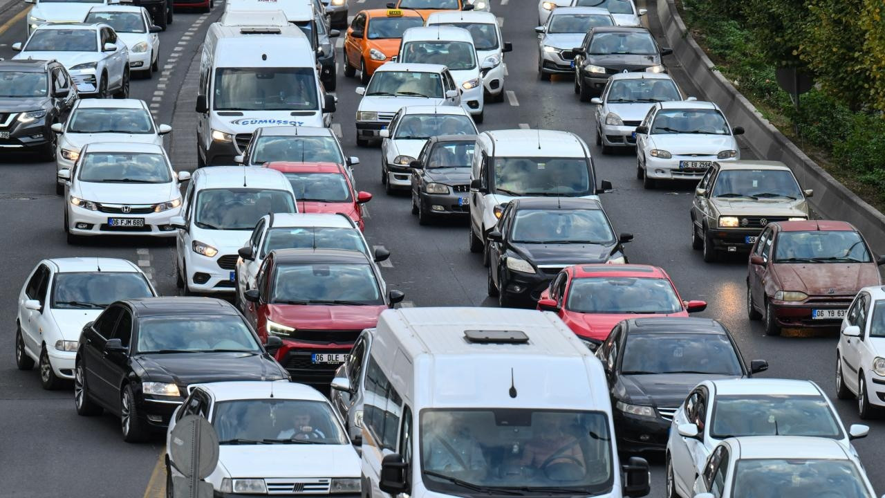 İstanbul'da bayram trafiği: Yoğunluk yüzde 74'e çıktı