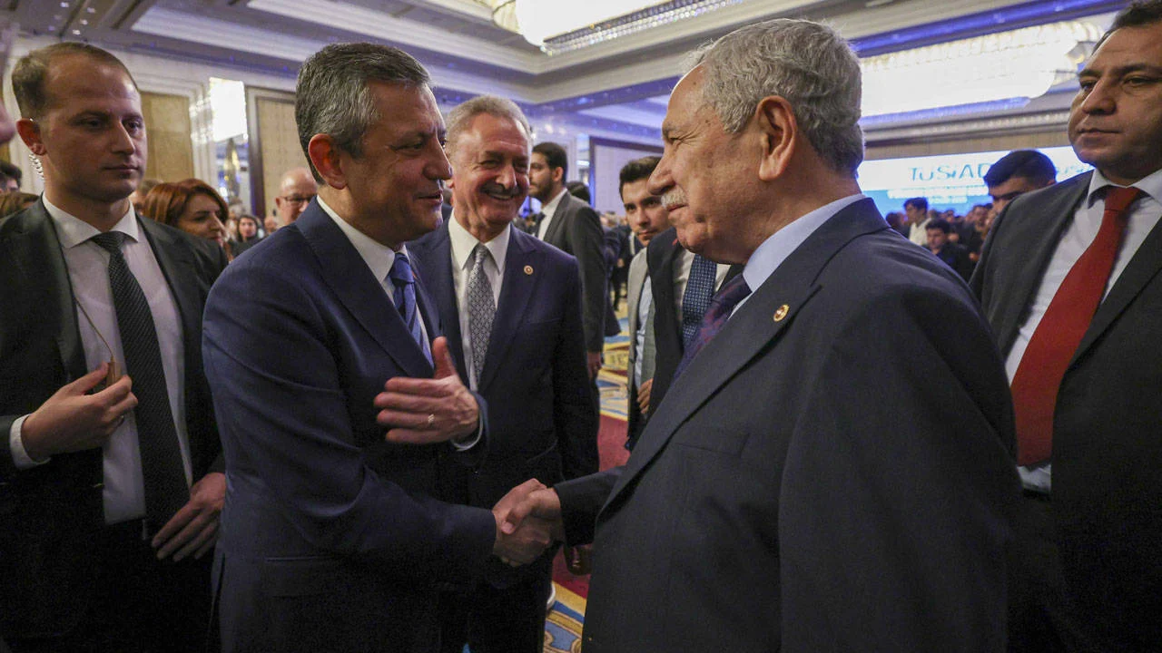 CHP Genel Başkanı Özgür Özel, Bülent Arınç ile görüşecek