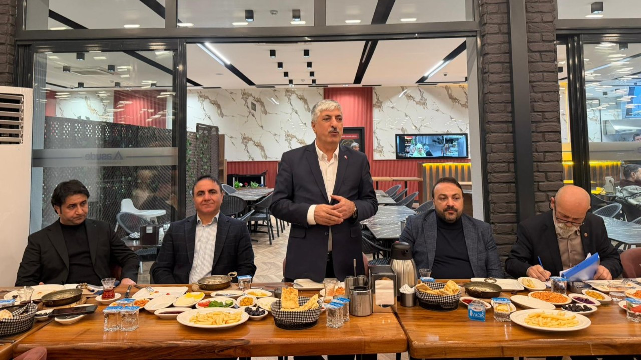 Başkan Ömeroğlu Dilovası’ndaki yatırımları basınla paylaştı