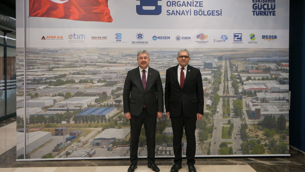 Küpeli "Sanayimizi ve yaşam alanlarını birlikte geliştiriyoruz"