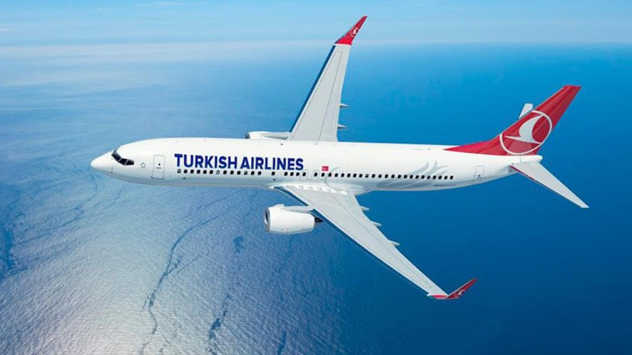 Tatilsepeti, Dubai’de mahsur kalan yolcuları özel uçuşla Türkiye’ye getirdi