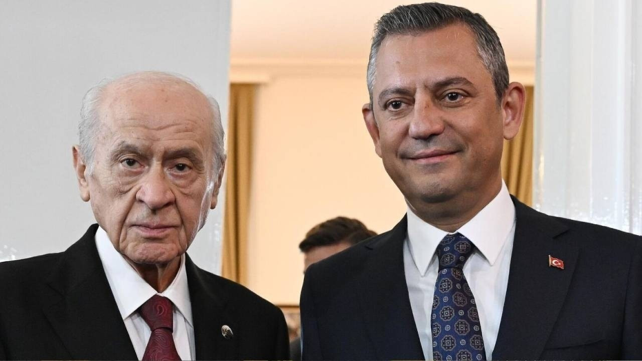 Devlet Bahçeli'den Özgür Özel'e telefon