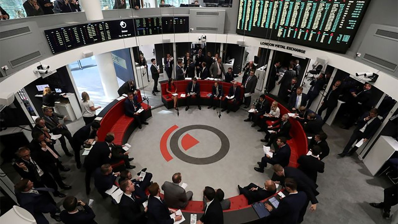 Londra Metal Borsası'nda elektronik işlemler teknik sorun nedeniyle durduruldu
