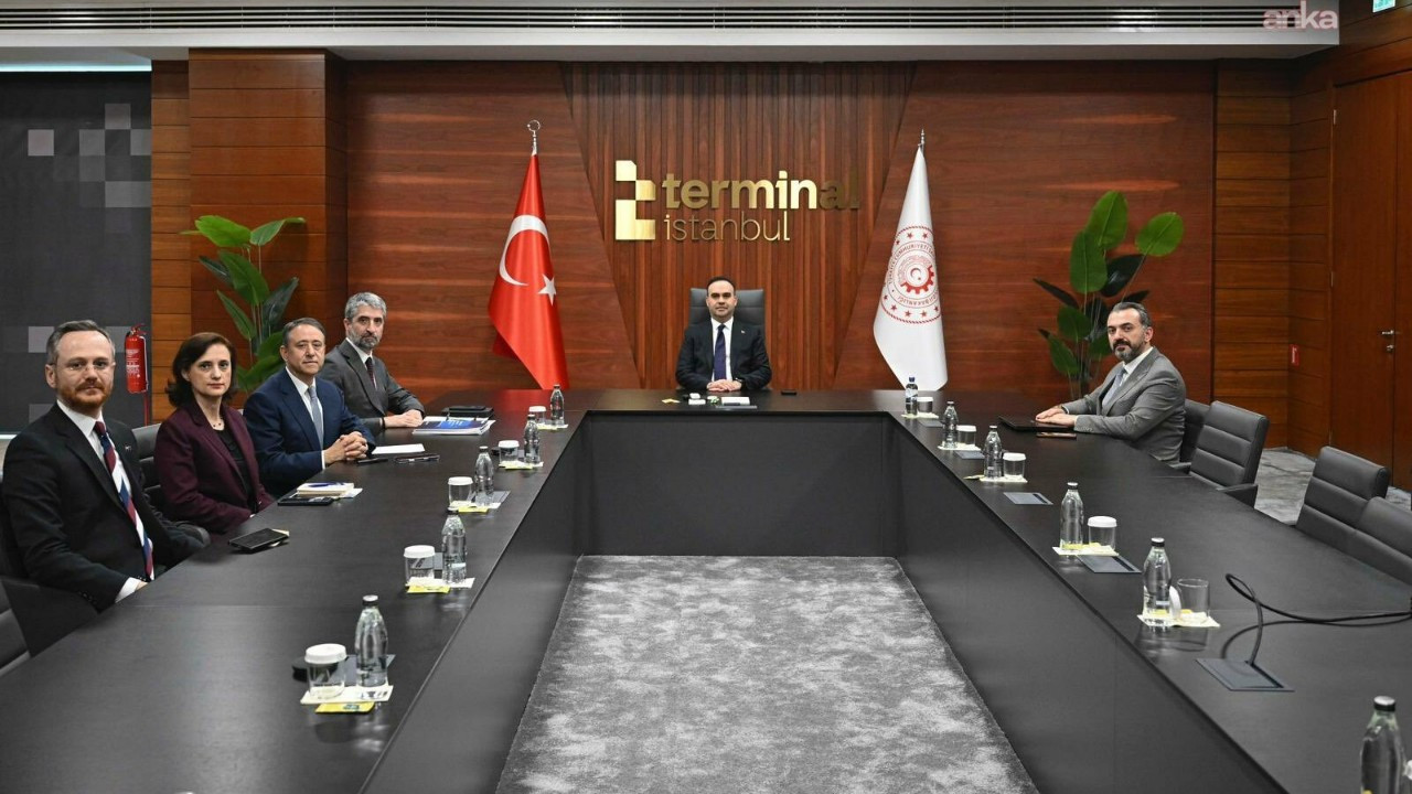 TÜSİAD Başkanı Diren'den Bakan Kacır’a ziyaret