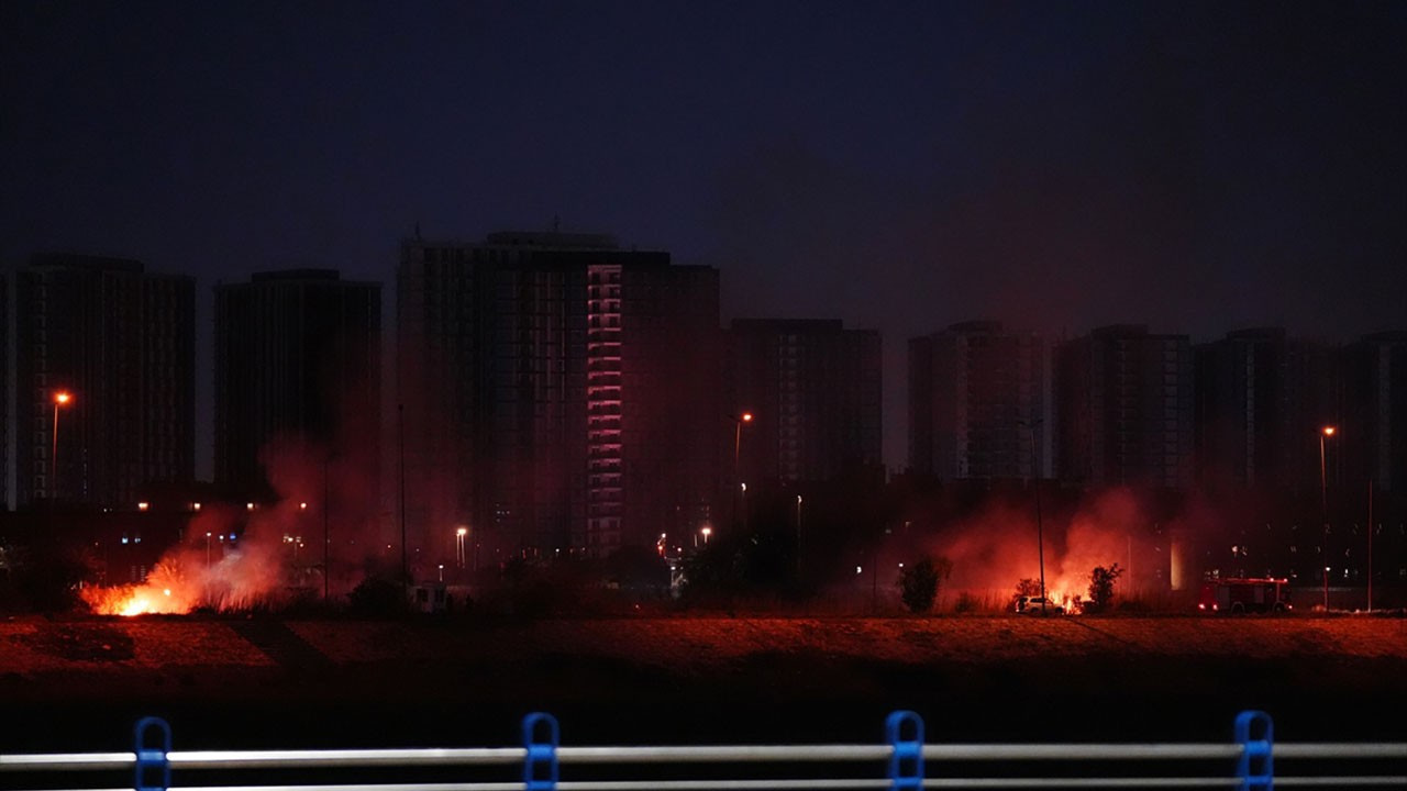 ABD'nin Bağdat Büyükelçiliği yakınına İHA ile düzenlenen saldırı sonrası yangın çıktı