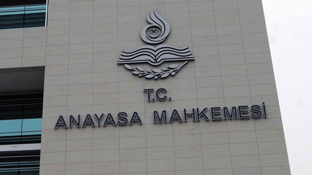 Anayasa Mahkemesi 'nden “Adalet Partisi amblemi” kararı