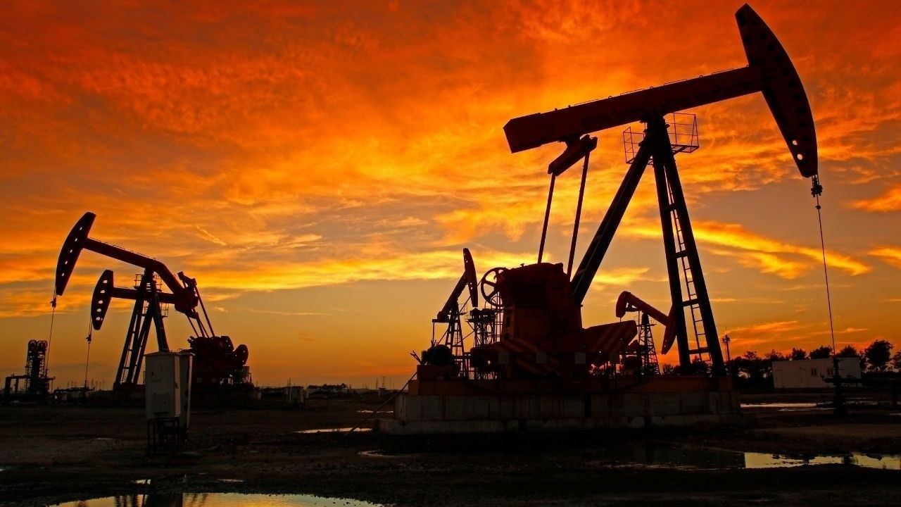 ING: Orta Doğu'daki gerilim sürerken Brent petrol 100 doların üzerinde kalıyor