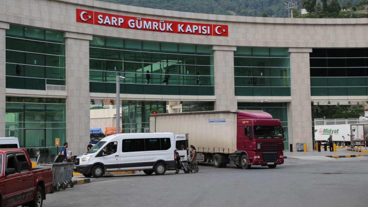 Sarp Sınır Kapısı 2025’te 5 milyonu aşarak Türkiye’nin en yoğun kapılarından biri oldu
