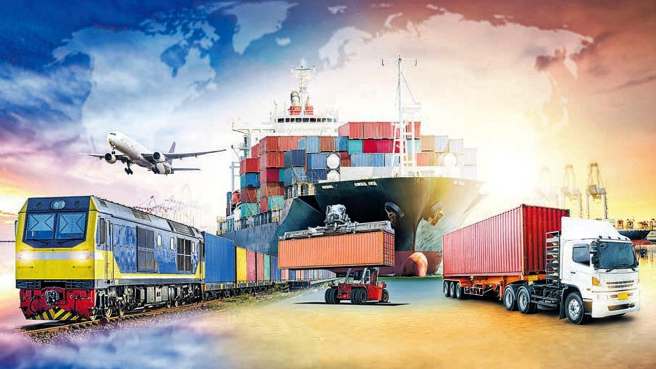 Hürmüz krizi lojistiği vurdu