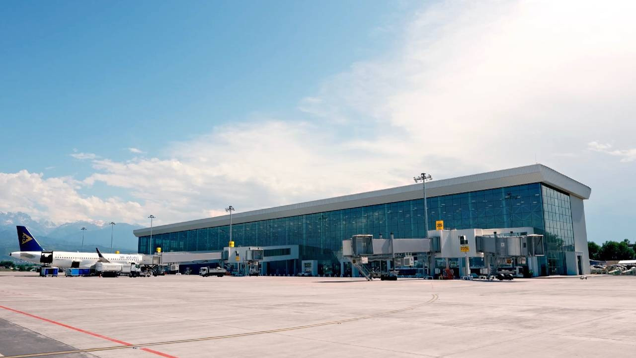 TAV’ın üç havalimanı en iyi 100 listesinde