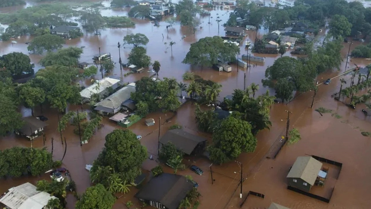 Hawaii'de son 20 yılın en şiddetli sel felaketi: 5 bin 500 kişi tahliye edilecek