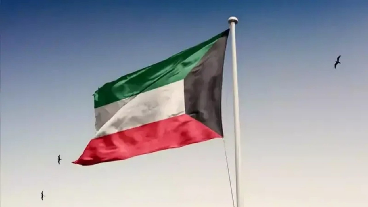 Kuveyt: Hava savunma sistemleri füze ve İHA'ları vurdu