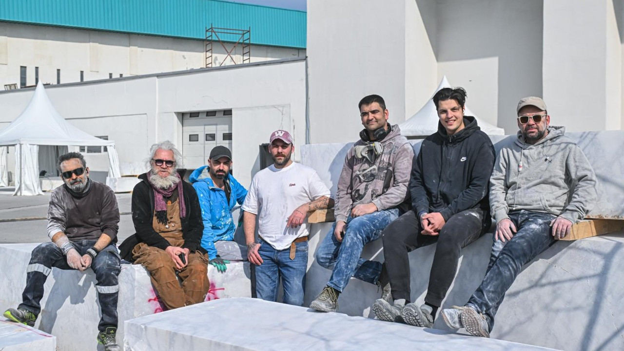 Marble İzmir’in etkinliklerinden Heykel Çalıştayı’nda üretim süreci başladı
