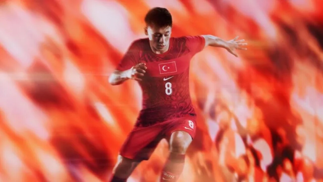 A Milli Takım'ın yeni formaları kamuoyuna tanıtıldı