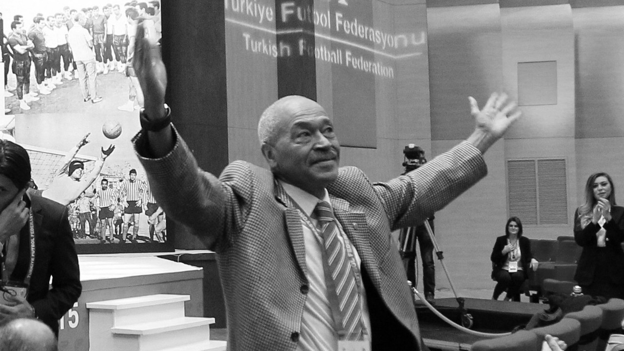 Fenerbahçe'nin eski futbolcularından Çetin Güler hayatını kaybetti