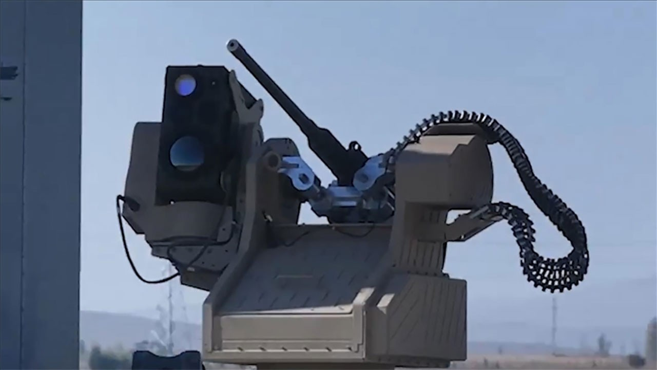 MKE, TOLGA'nın İHA ve kamikaze dronları etkisiz hale getirdiği görüntüleri paylaştı