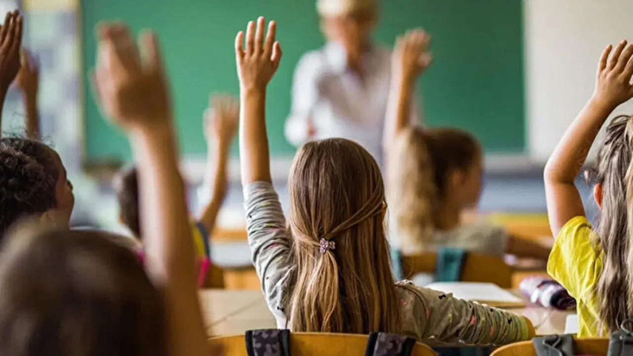 Yarın tüm okulların ilk dersi "finansal okuryazarlık" olacak