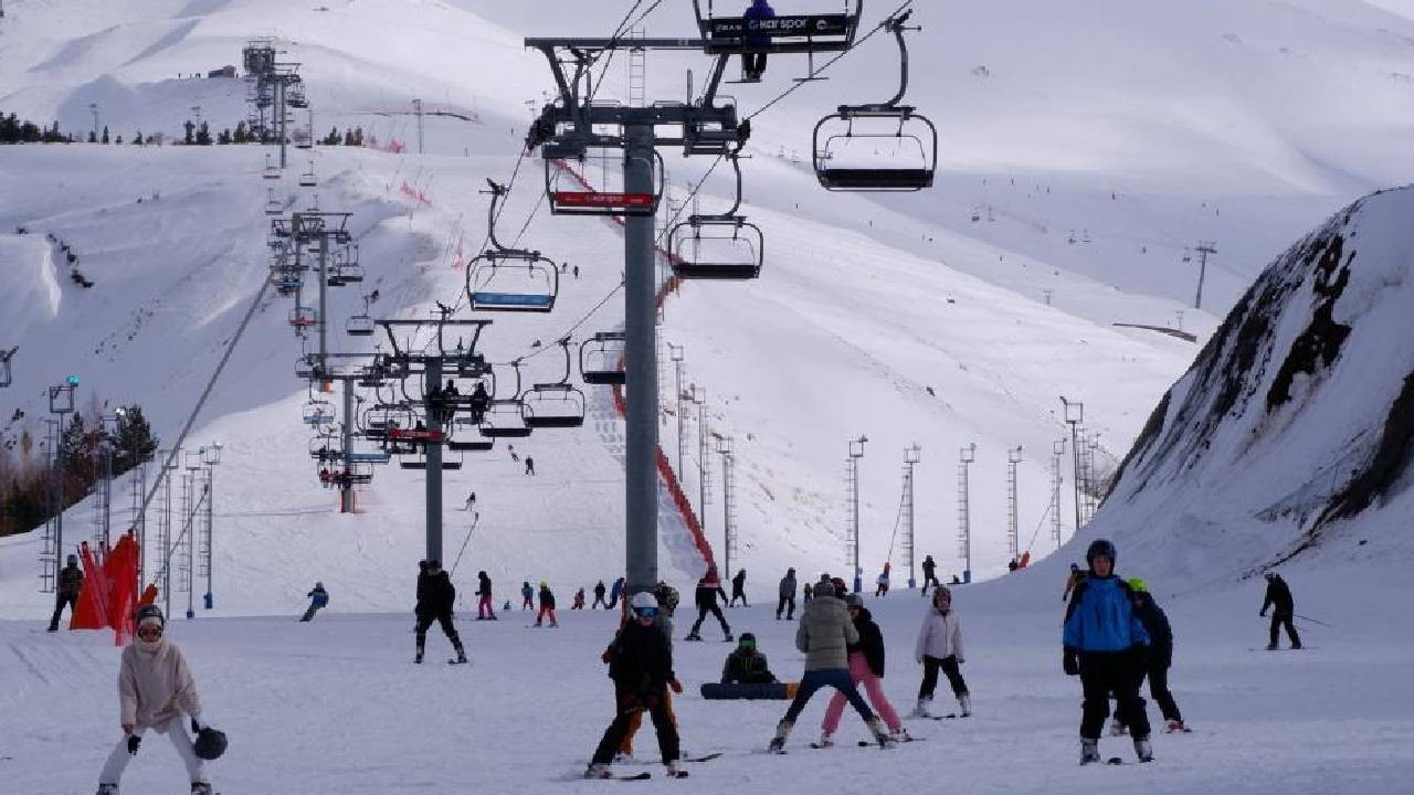 Palandöken'de sezon 15 Nisan'a kadar uzadı