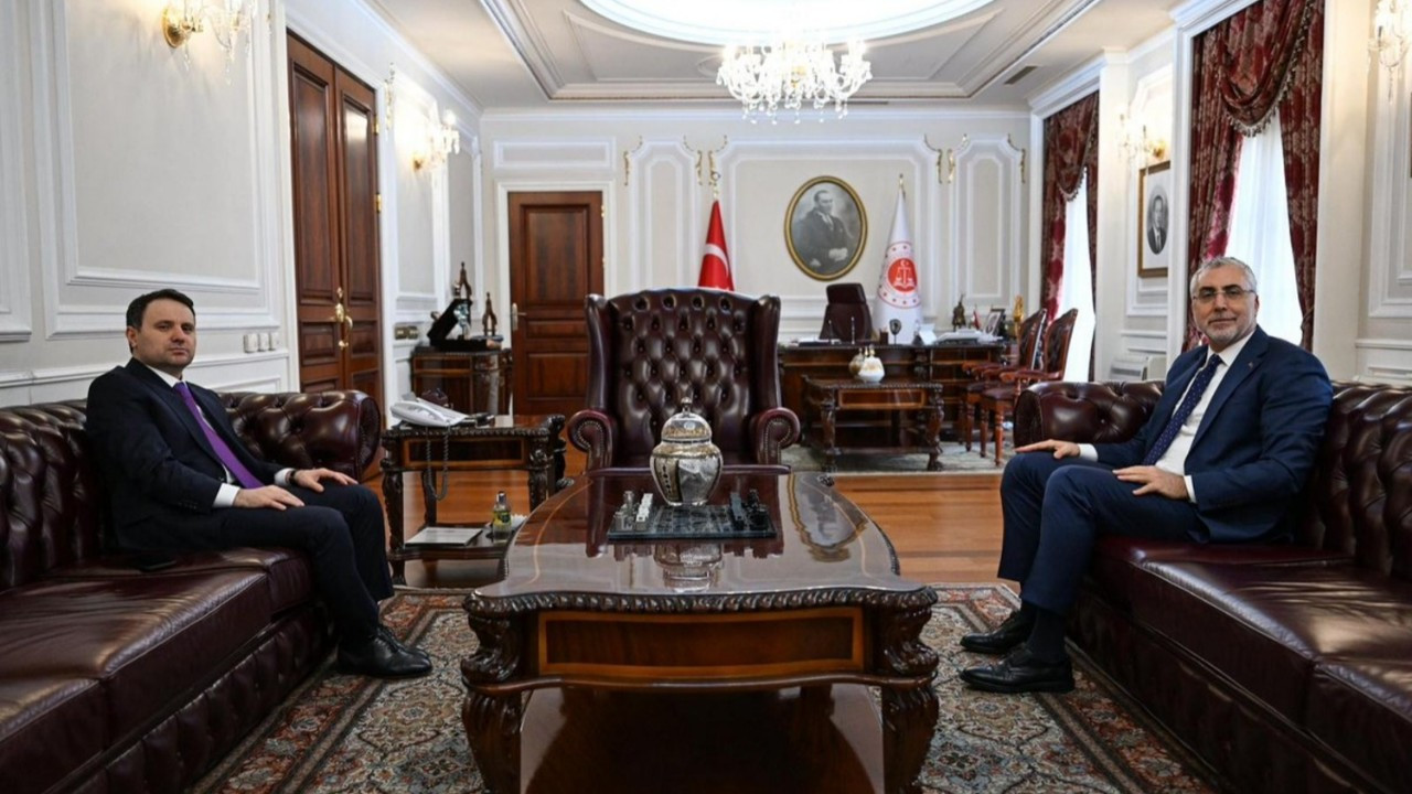 Adalet Bakanı Gürlek, Çalışma ve Sosyal Güvenlik Bakanı Işıkhan ile görüştü.
