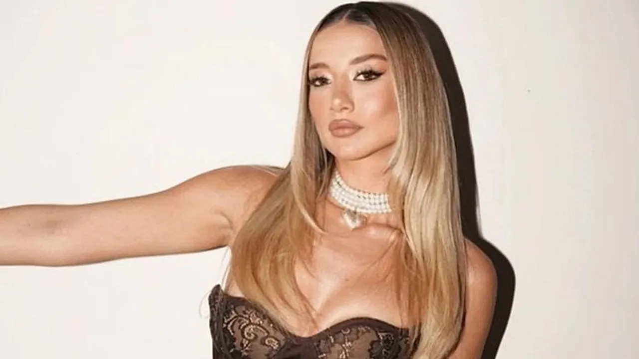 Aleyna Kalaycıoğlu’nun şarkısı YouTube’dan kaldırıldı