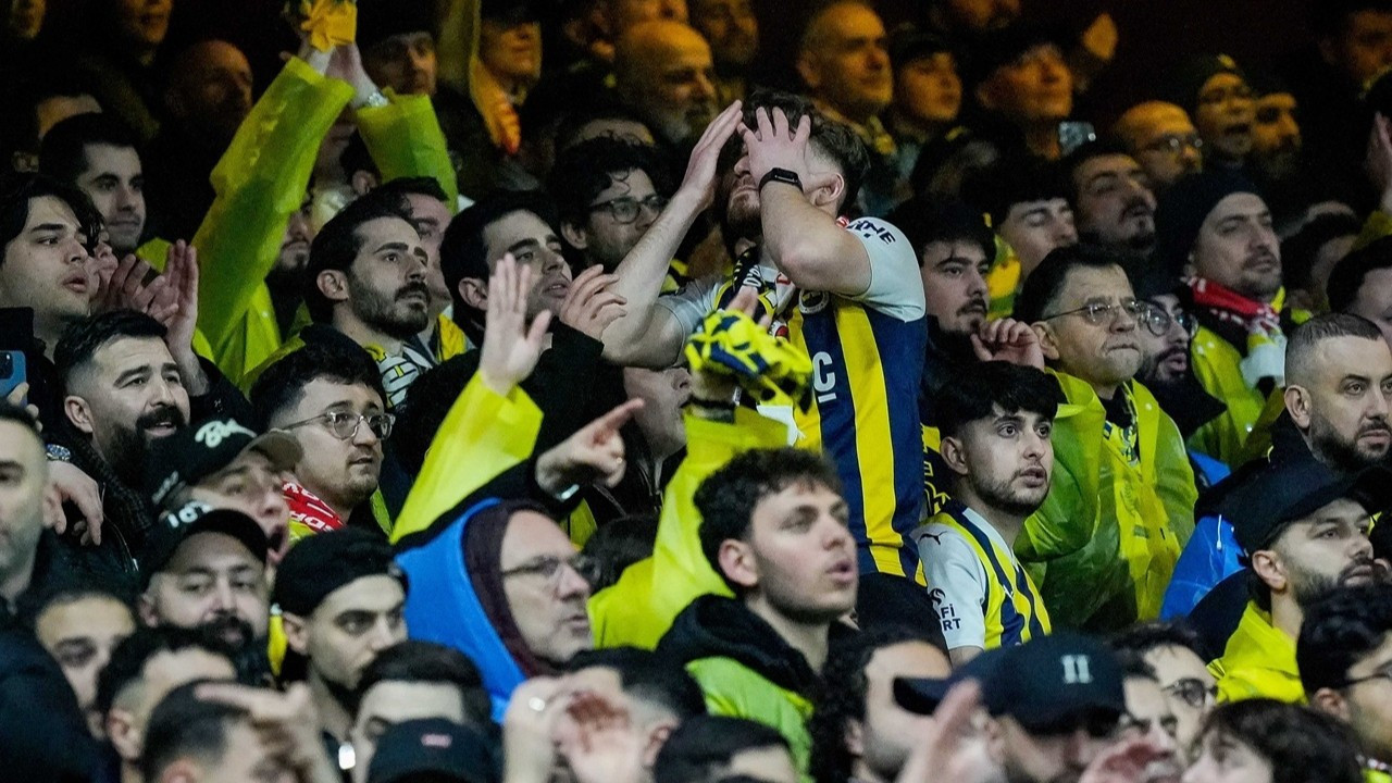 UEFA'dan Fenerbahçe'ye ceza