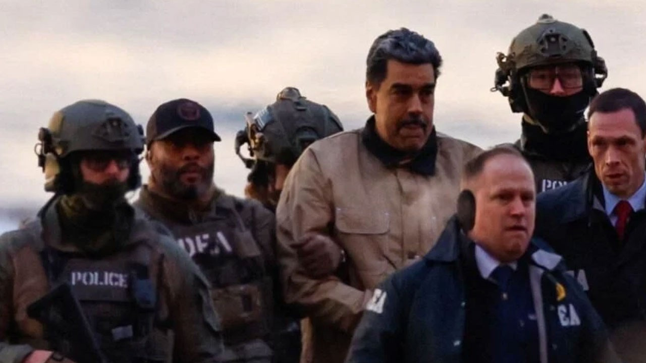 ABD'nin alıkoyduğu Venezuela Devlet Başkanı Maduro, yeniden hakim karşısına çıktı
