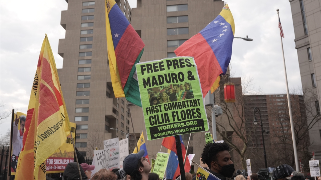 Venezuela Devlet Başkanı Maduro, yeniden hakim karşısına çıkacak