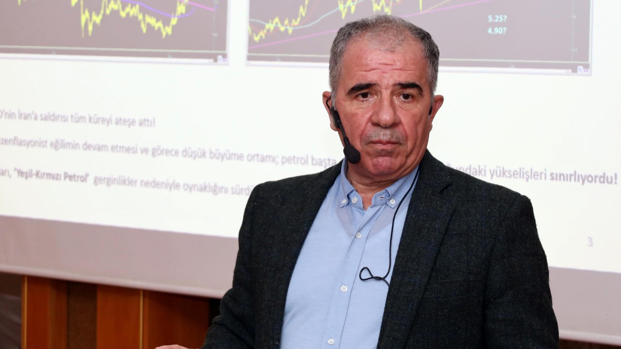 Ekonomist Ali Ağaoğlu: "Faiz politikaları ve emtiadaki oynaklık 2026’da da devam edecek”