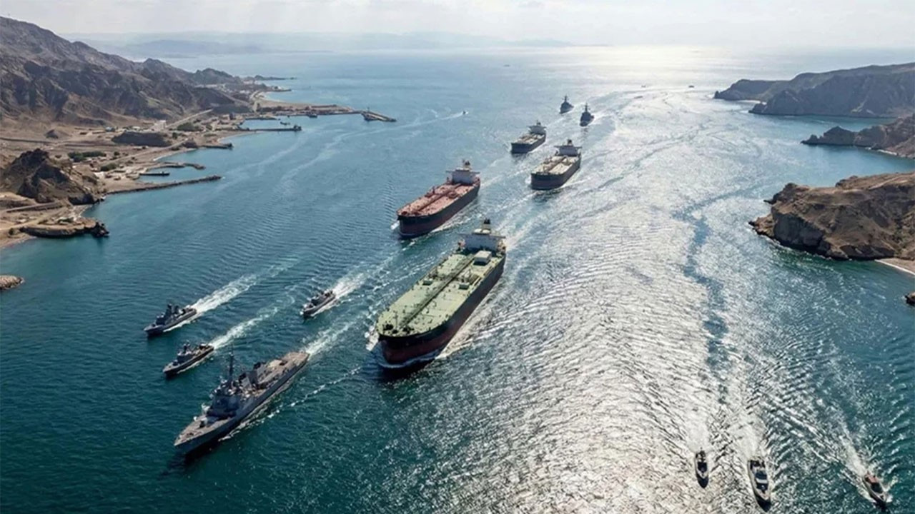 Fars Haber Ajansı: 350’den fazla tanker Hürmüz Boğazı'ndan geçiş için İran’dan izin bekliyor