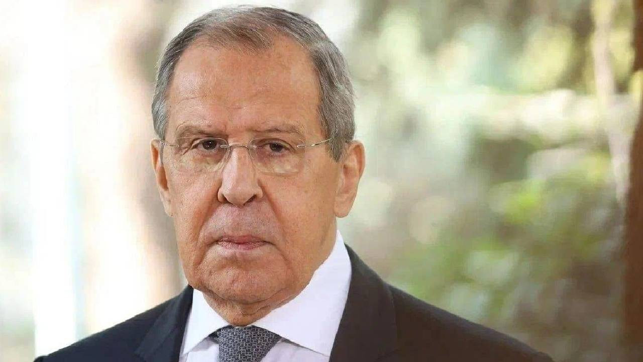 Rusya Dışişleri Bakanı Lavrov: İran'a istihbarat değil askeri ürün veriyoruz