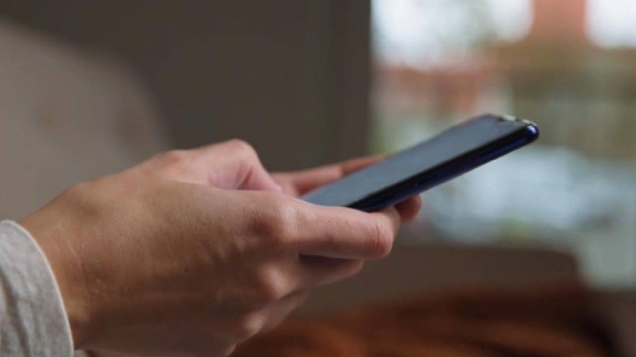 Bakan Uraloğlu açıkladı: 'Türkiye'de haftalık sosyal medya kullanım süresi 25 saat 4 dakikaya çıktı'