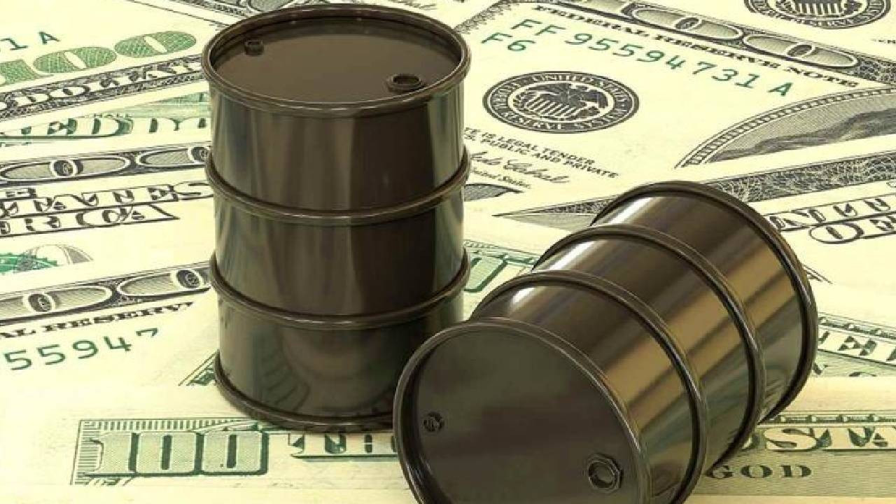 Ralli hız kesmiyor: Brent petrolde aylık bazda rekor kapıda