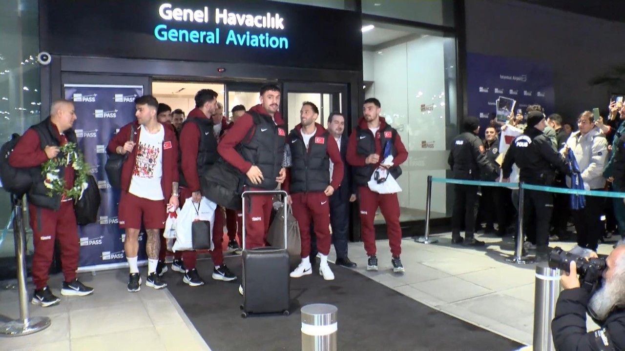 Dünya Kupası biletini alan A Milli Futbol Takımı, yurda döndü