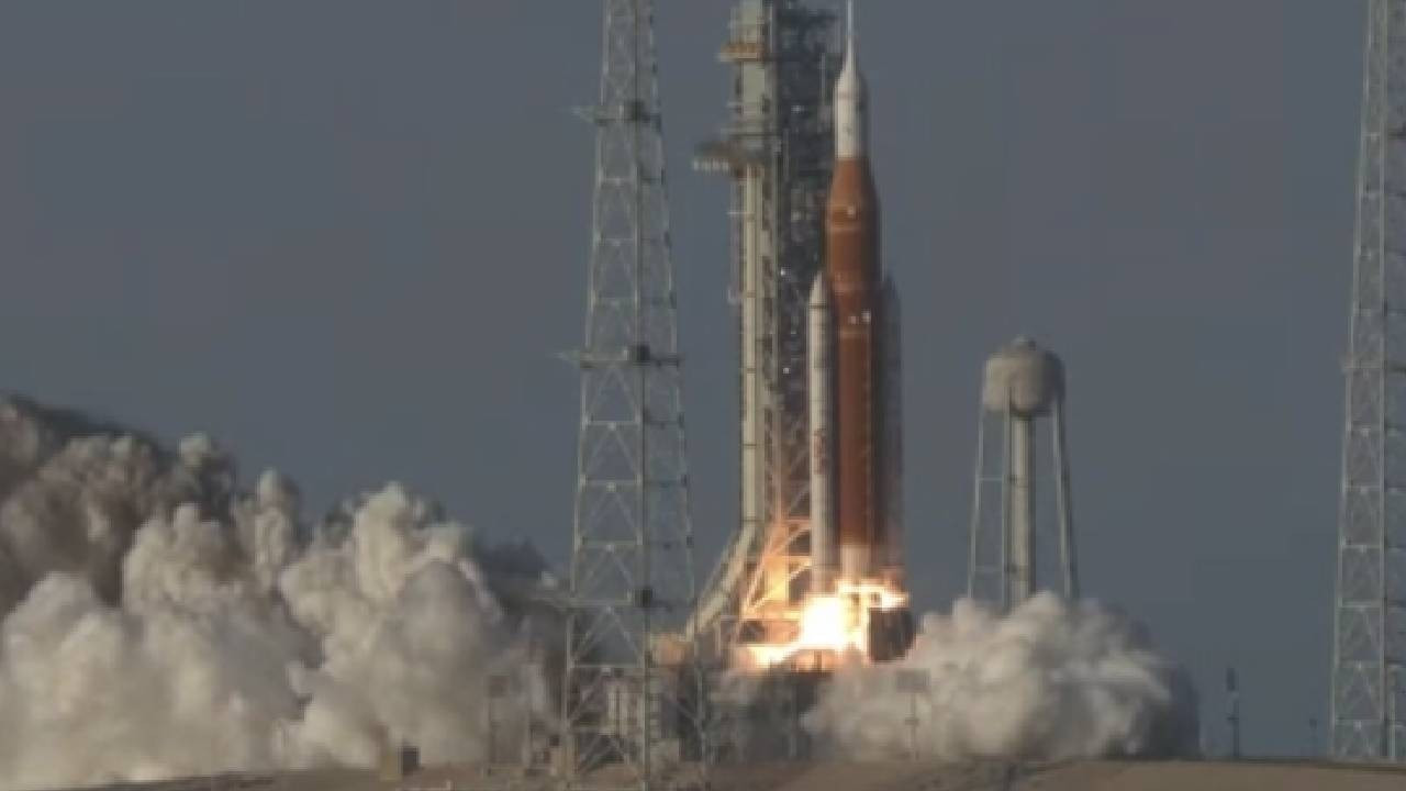 İnsanlık 54 yıl sonra yeniden Ay yolunda: Artemis II görevi başladı (Video)