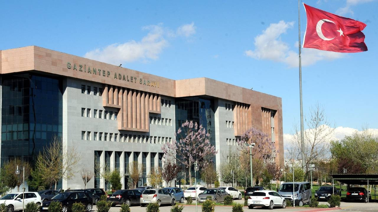 Gaziantep Adliyesi'nde savcı, avukat ve zabıt katiplerine operasyon: 15 gözaltı