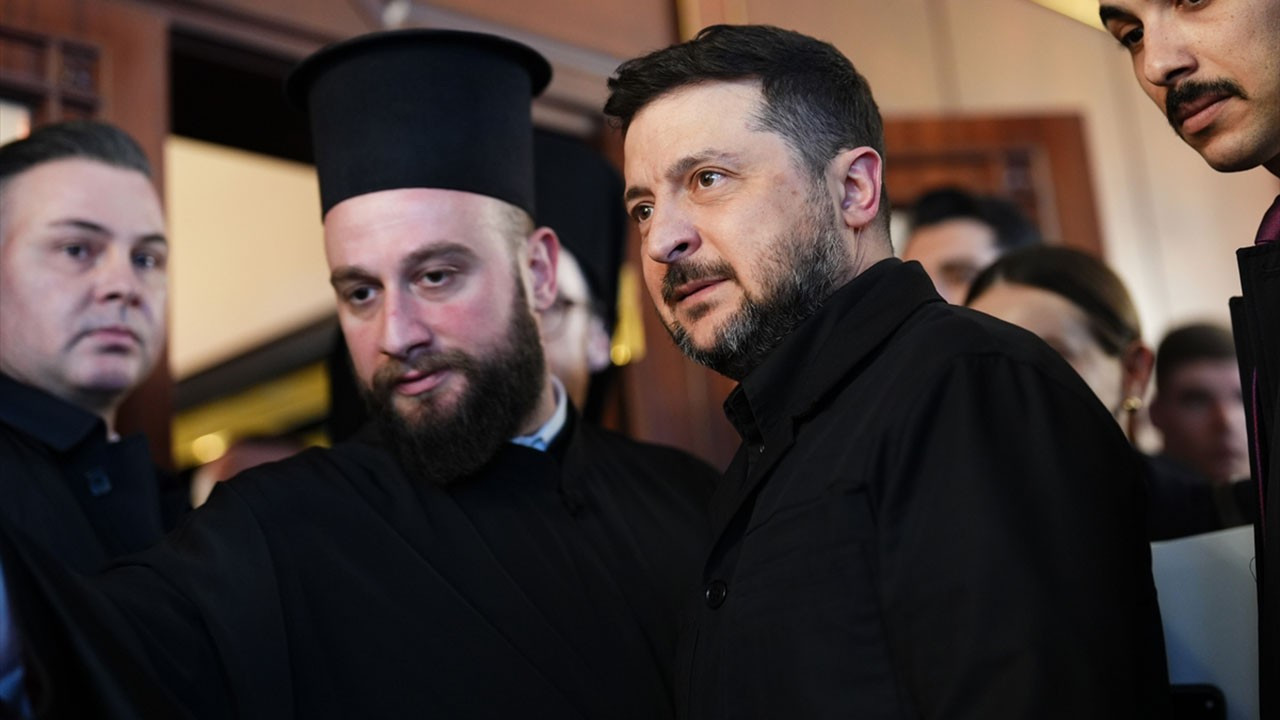 Ukrayna Devlet Başkanı Zelenskiy'den Rum Patrikhanesi'ne ziyaret