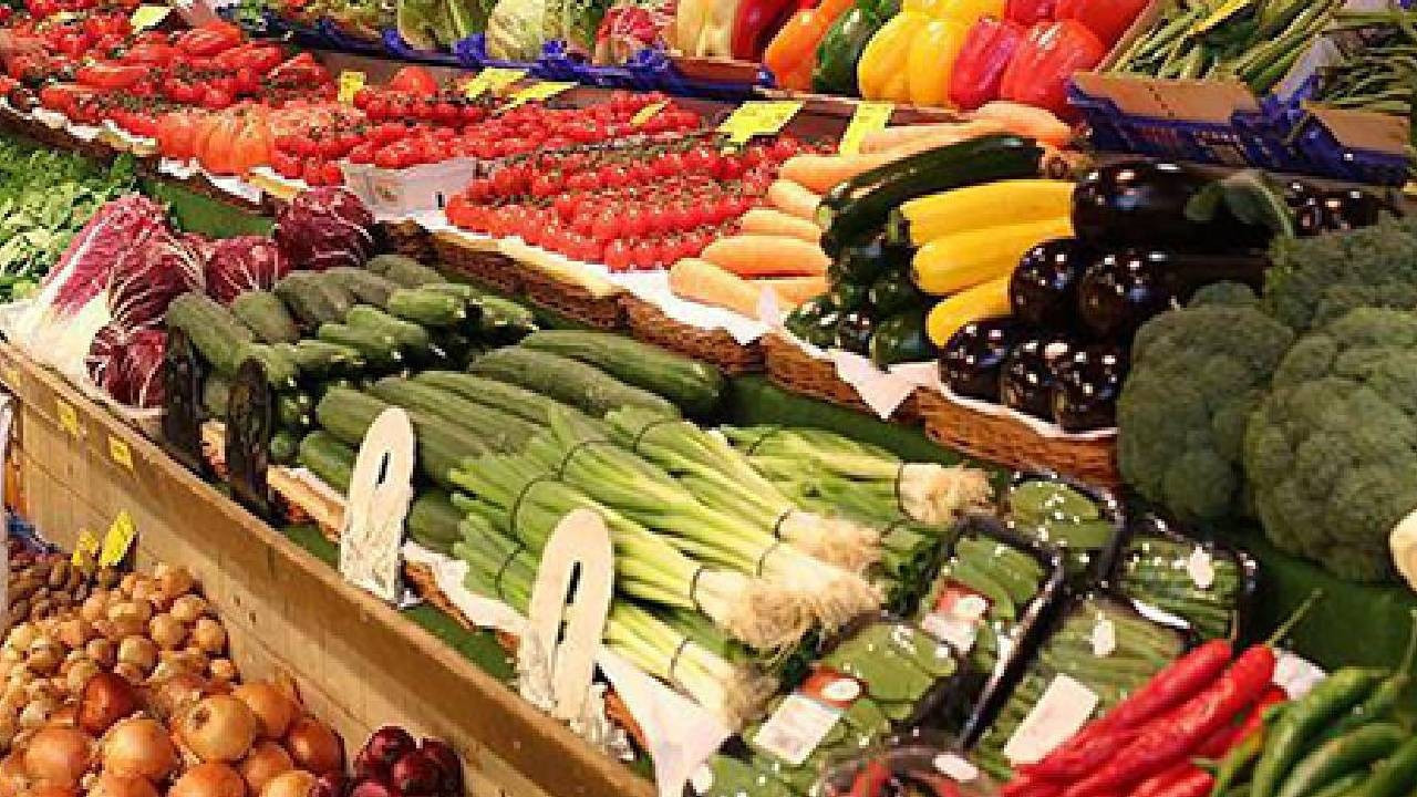 Zincir marketler ve toptancılara 96,6 milyon lira fahiş fiyat cezası