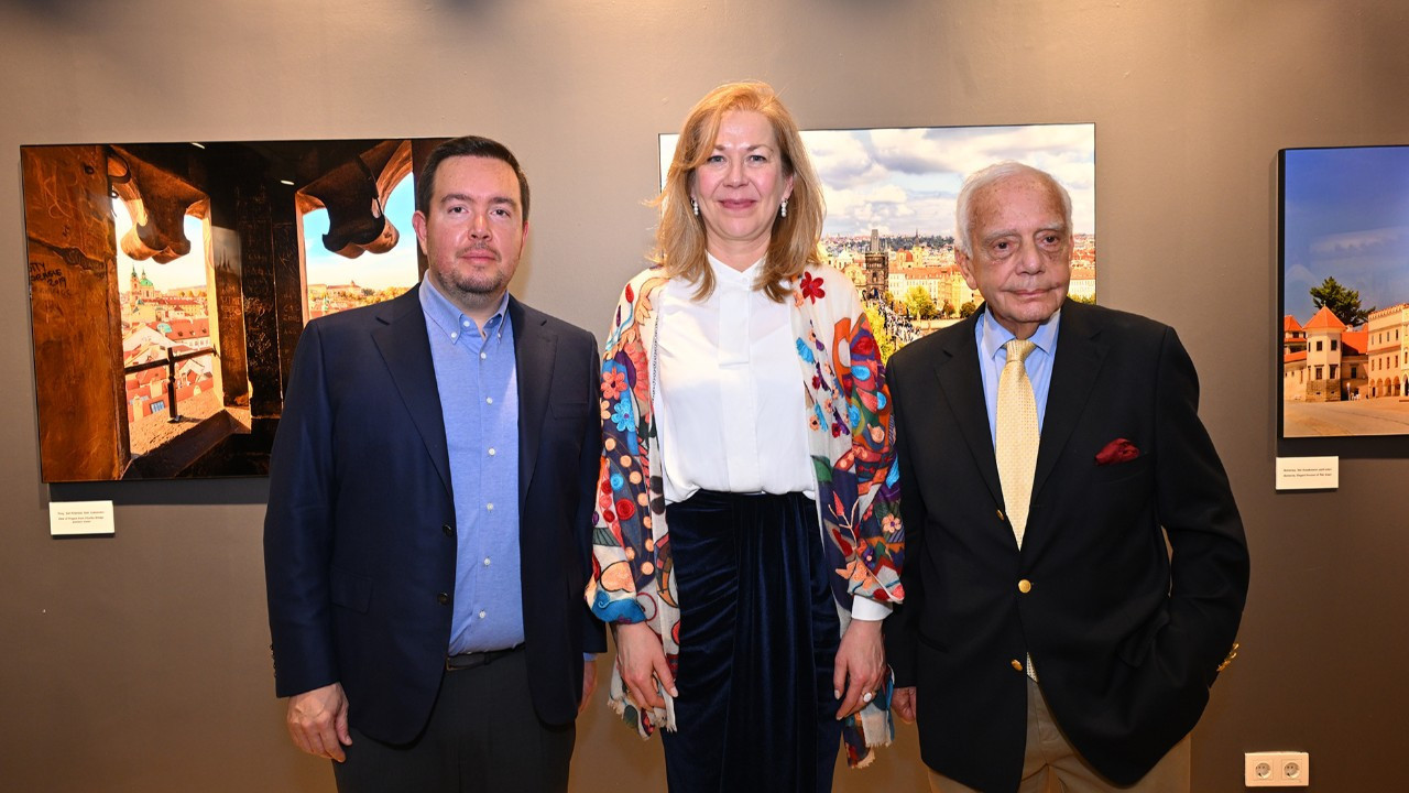 Zamana karşı duran bir görsel yolculuk