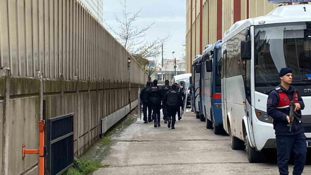 Kocaeli'de 3 kişinin öldüğü silahlı saldırıya ilişkin tutuklu sayısı arttı