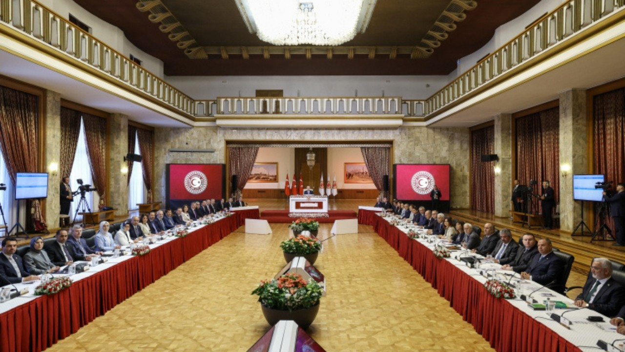 Süreçte, ‘eş zaman’ formülü: Nisan olmadı, gözler Mayıs’ta