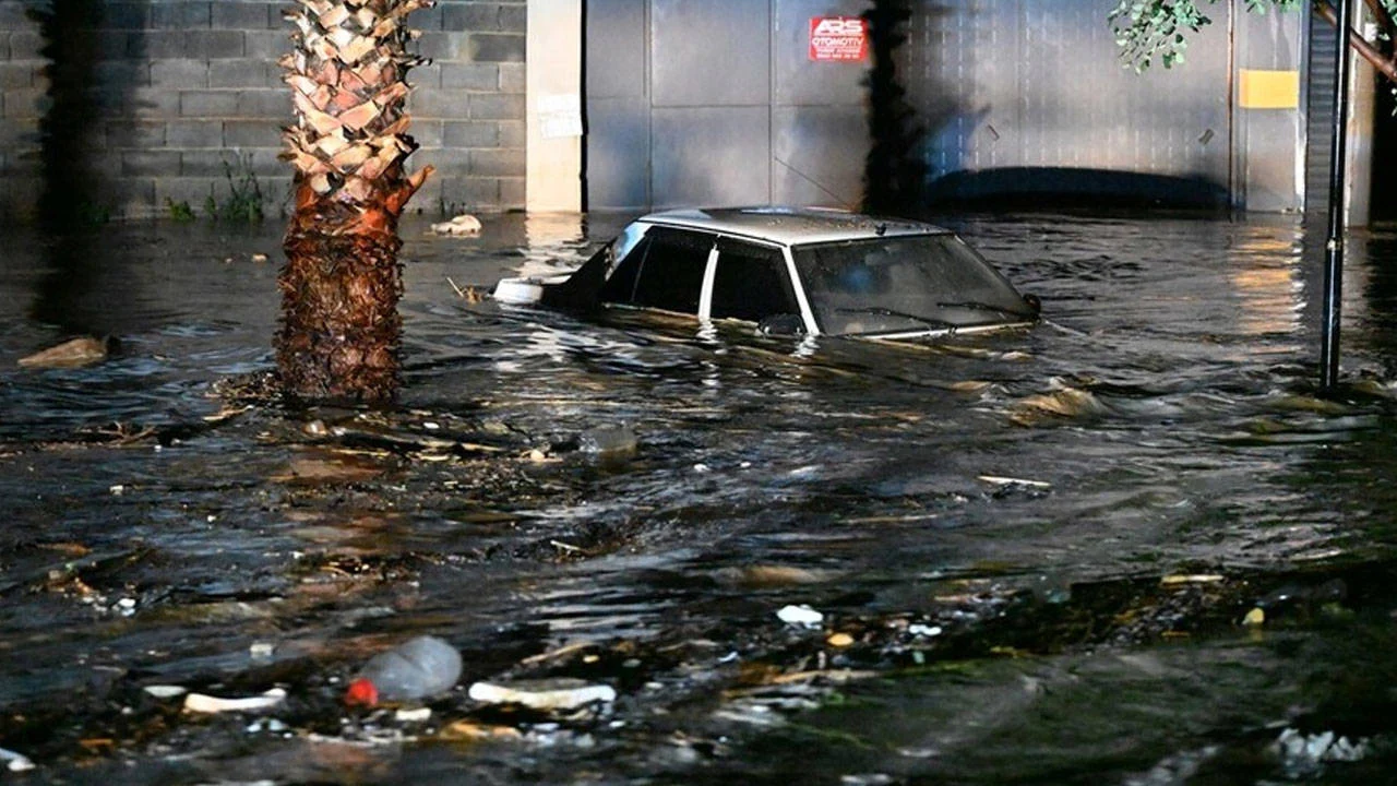 Bakan Göktaş’tan Osmaniye’deki sele ilişkin açıklama: 2 milyon lira kaynak aktarıldı