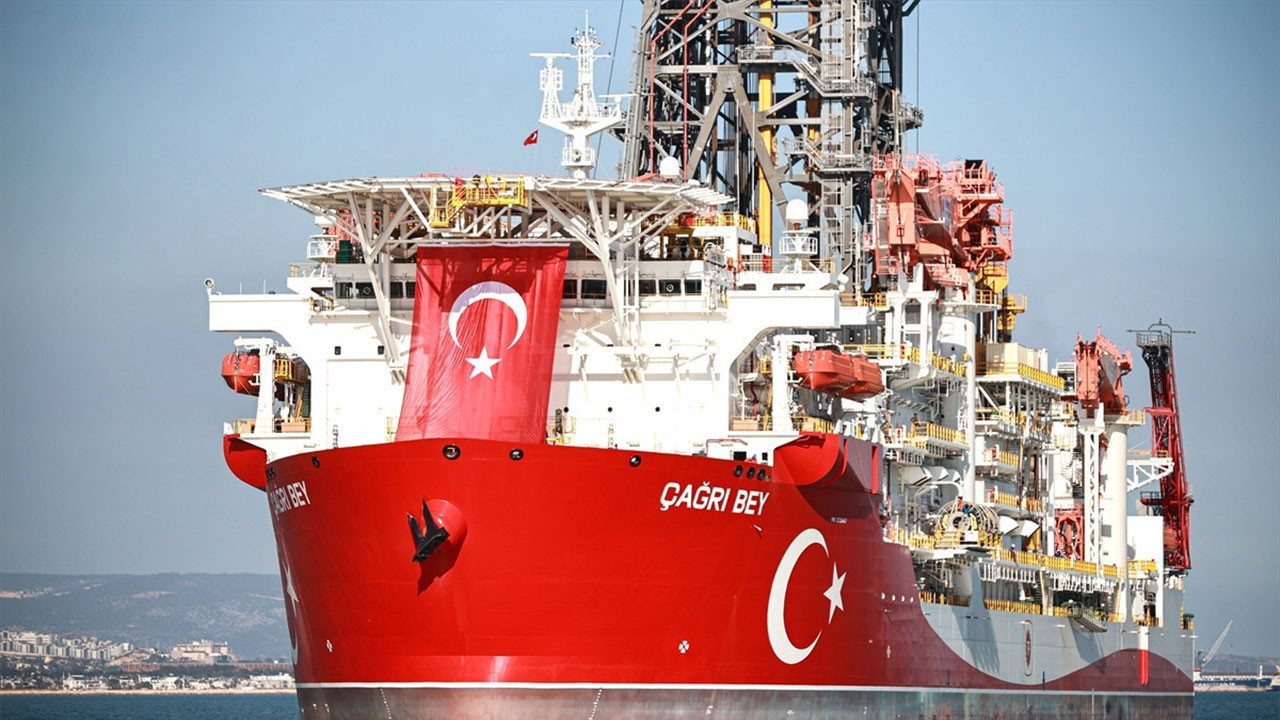 Çağrı Bey derin deniz sondaj gemisi Somali'ye ulaştı