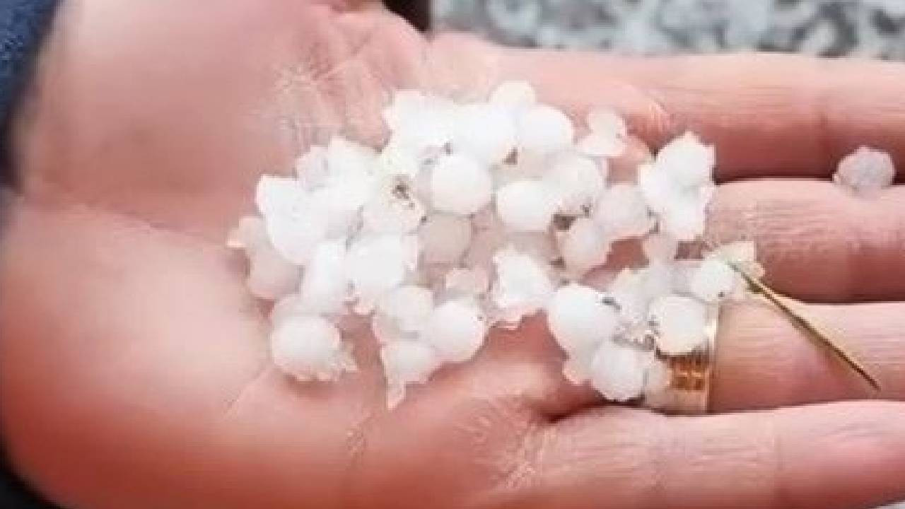 İstanbul'da dolu sürprizi (Video)