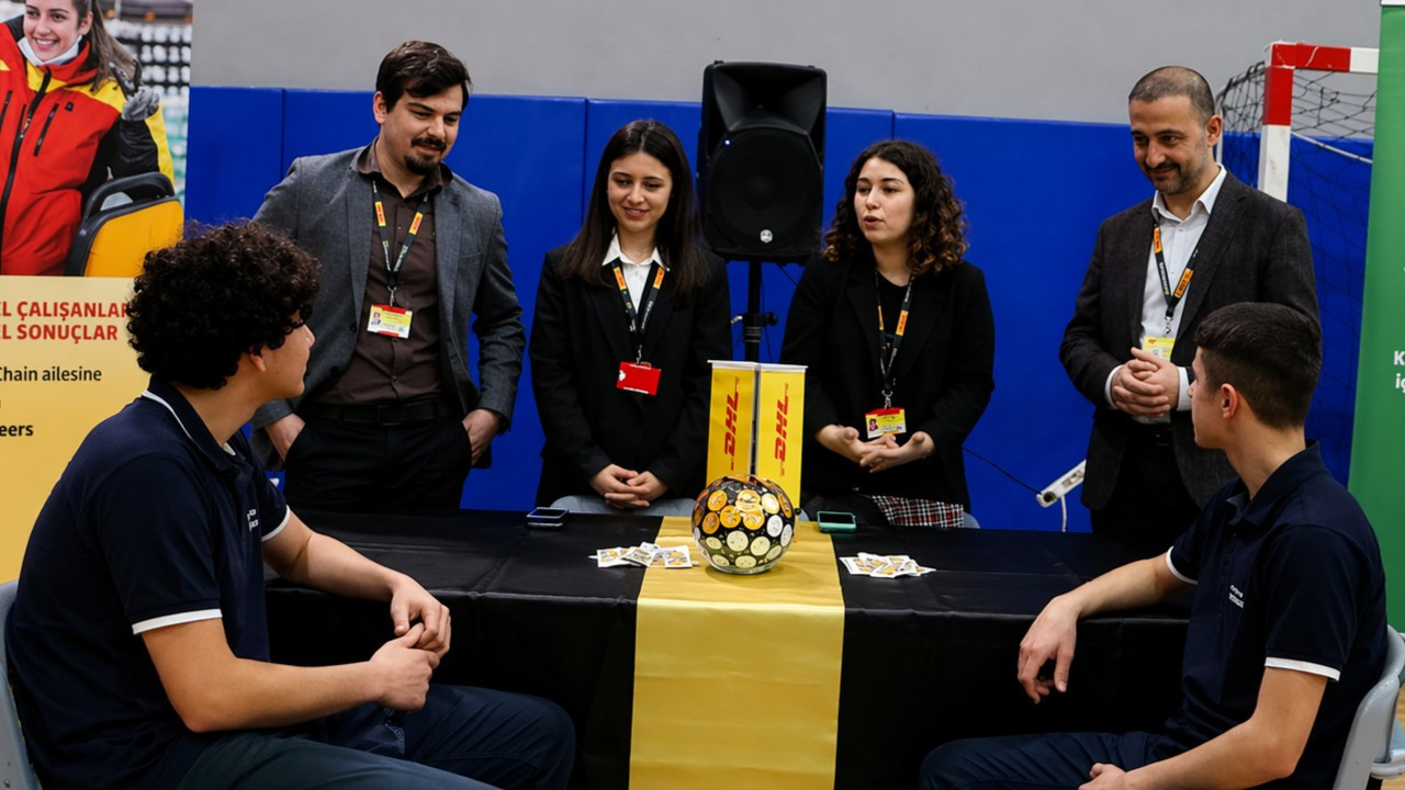 Öğrenciler iş dünyasıyla buluşuyor: Gebze’de Kariyer ve İstihdam Fuarı