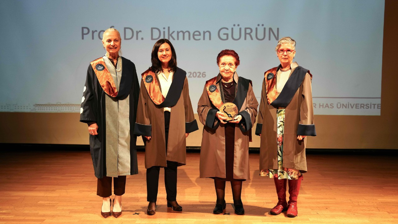 Sahnenin ve akademinin zarif tanığı: Dikmen Gürün’e bir ömürlük unvan